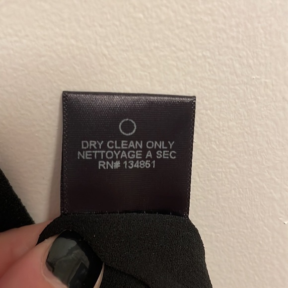 Black off the shoulder dress - Picture 7 of 7